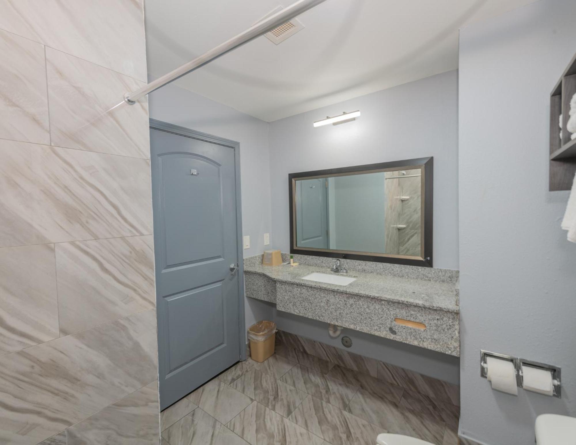 Jamestown Inn & Suites Riverdale Dış mekan fotoğraf
