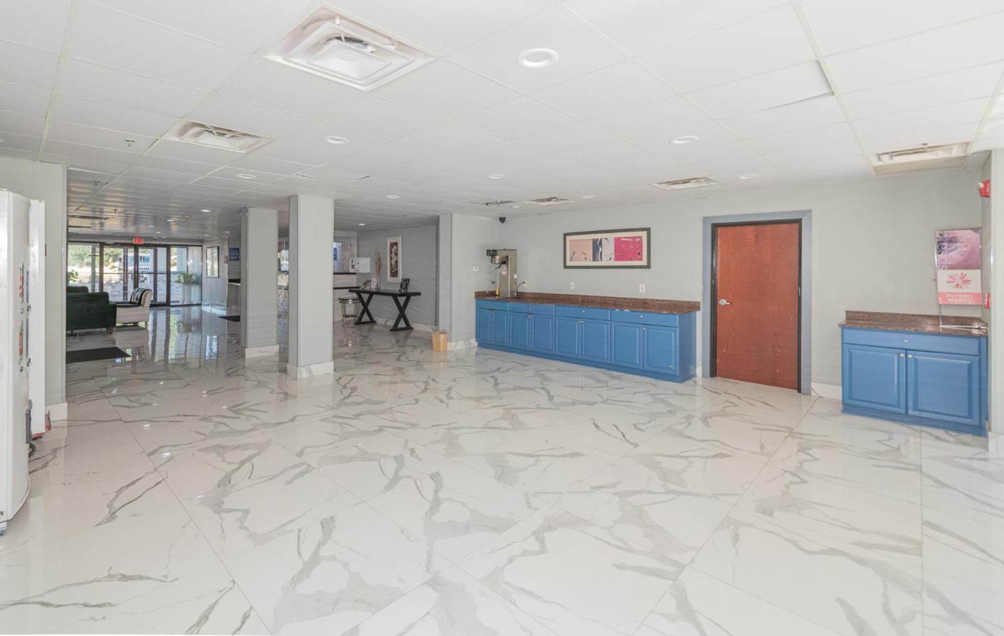 Jamestown Inn & Suites Riverdale Dış mekan fotoğraf